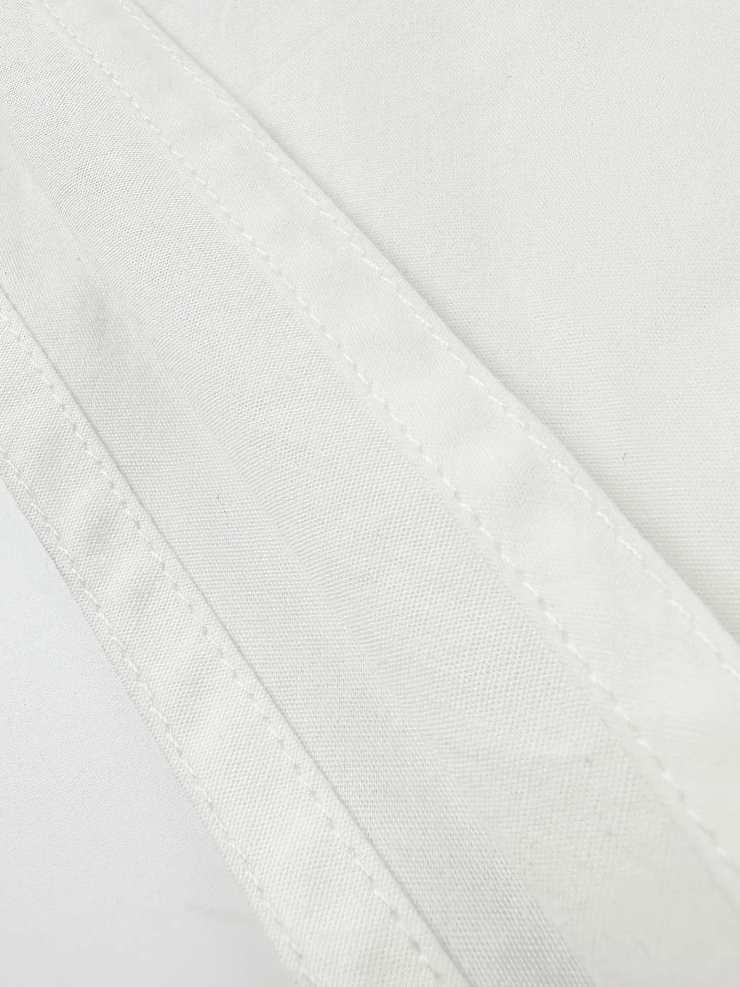 Ralph Lauren ， ， 。 Black White ， 。 ， 。 A ， ， ， ， 。 ， 。 1 ， ， 、 。 2. ＋ ， ， ， ， ， Classic 。 3 ， 、 ， ， 。 ： 1:1 Ralph Lauren ： Size： S M L ： FF
